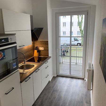 40 Qm Appartment Parkplatz, Balkon,Netflix, Prime Хемниц Экстерьер фото