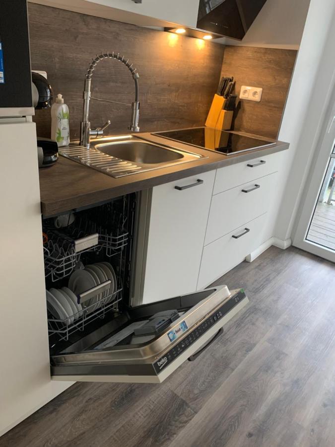 40 Qm Appartment Parkplatz, Balkon,Netflix, Prime Хемниц Экстерьер фото